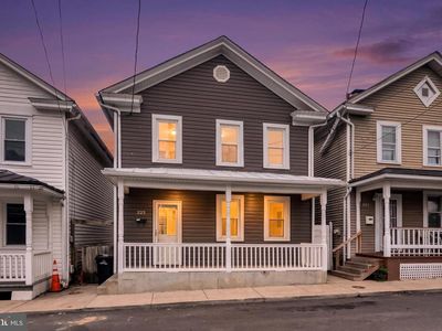 323 Fairview Ave