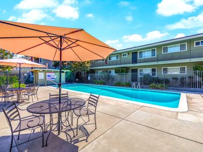 3596 Payne Ave APT 10