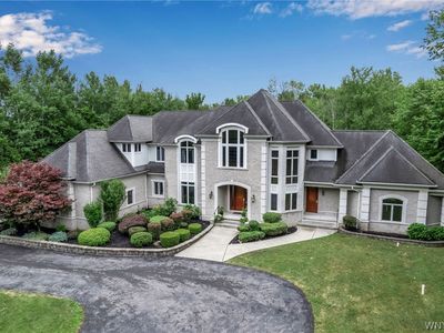 10377 Clarence Center Rd