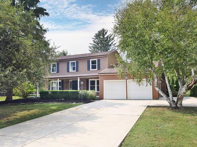885 Old Farm Rd