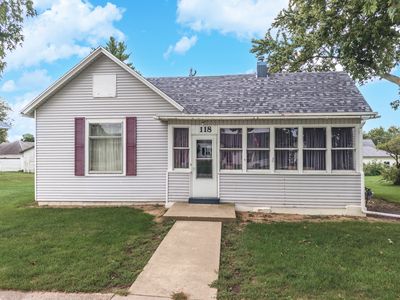118 W Van Alstyne St