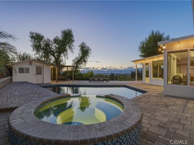 17132 Oak View Dr