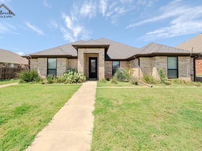 6006 Oakmont Dr