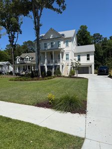 3853 Delinger Dr