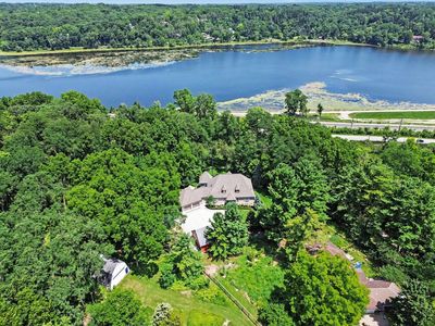 1155 W Huron River Dr