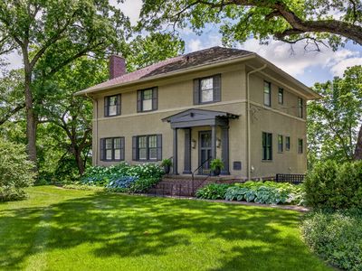3220 John Lynde Rd