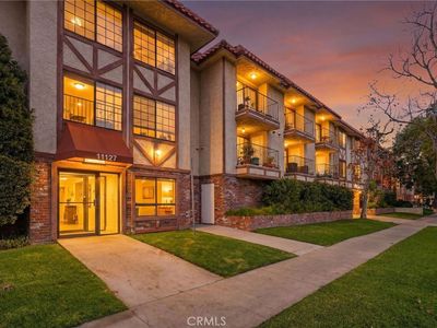 Property at 11127 La Maida St Unit 9, North Hollywood, CA