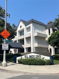300 N El Molino Ave Unit 107