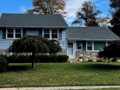 1207 Greenhill Rd