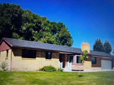 359 Mountain View Ave