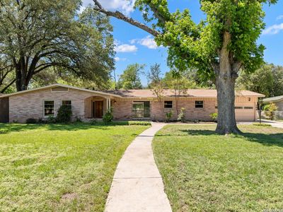 Property at 104 Herweck Drive, Castle Hills, TX