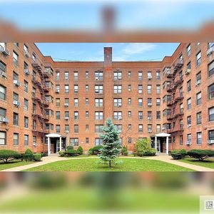 2425 Haring St APT 4C
