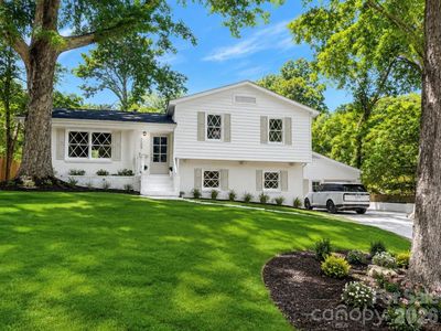 7008 Brynhurst Dr