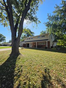 Property at 723 Saint Charles St, Moberly, MO