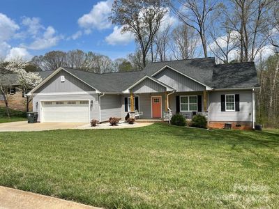 2222 Evergreen Dr