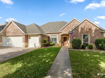 9 Breezewood Ct