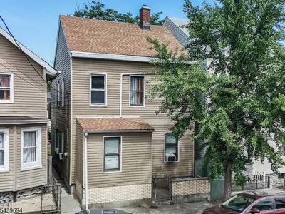 62 Highland St