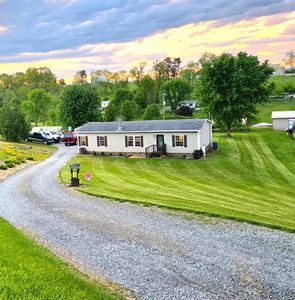 232 Myrtle Ln