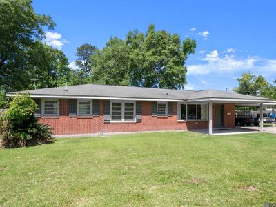 809 Poplar St