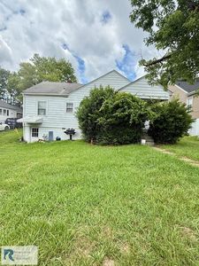127 Locust Ln