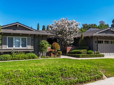 519 Papyrus Dr