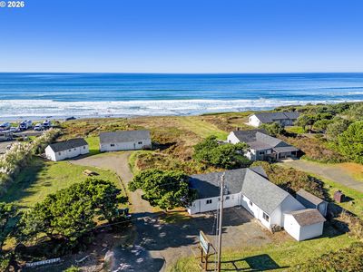 95500 Highway 101 S