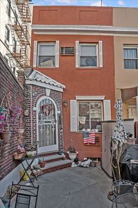 9315 Lafayette Walk Floor 1