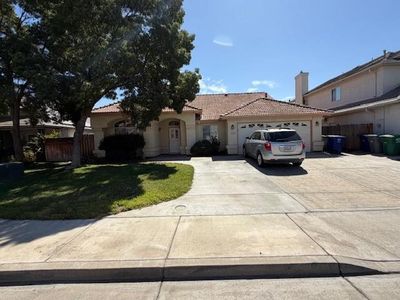 1877 Riverside Way