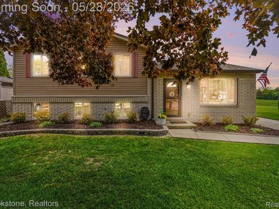 2564 Rainbow Dr