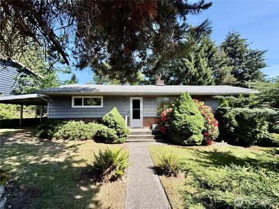 2538 NE 107th Street