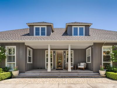 425 Lucca Court