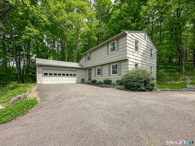 38 Mountain Road