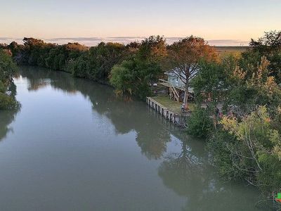 109 River Rd