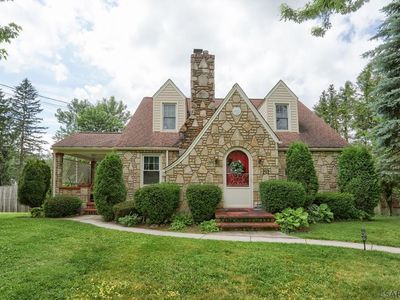 212 Arbutus Ave