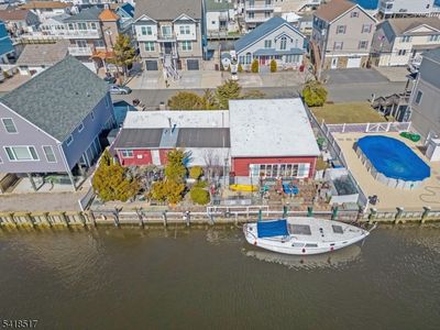 242 Evergreen Dr