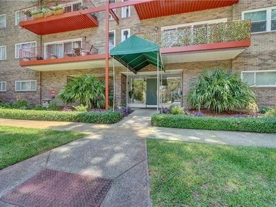 1024 Gates Ave APT 5A