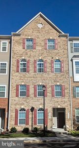 7947 Independence Dr