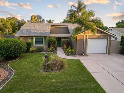 1613 Saint Catherine Dr E