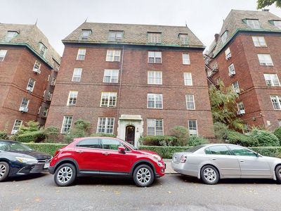 34-37 80th St APT 32