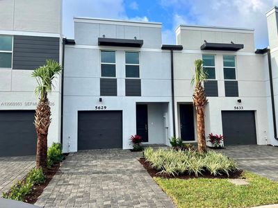 Property at 5629 Mentmore Dr, Mangonia Park, FL