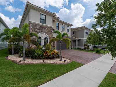 8475 NW 39th Ct