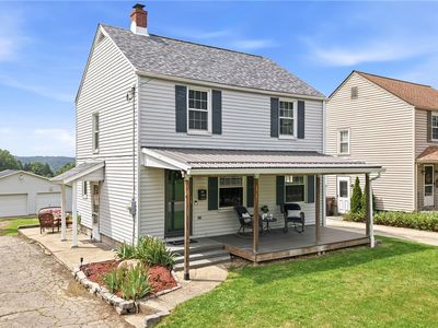 Property at 891 Bon Air Dr, Sharon, PA
