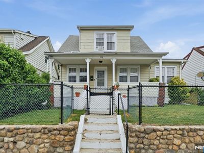 217-219 8th Ave