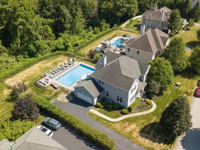 236 Buttonwood Way