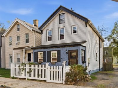 83 Hamilton St