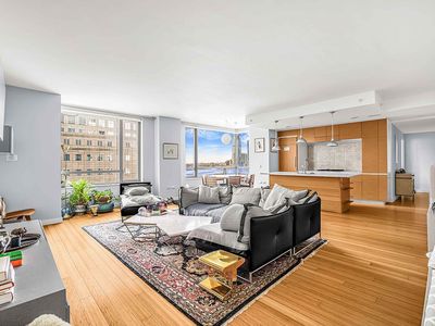 2 River Ter APT 11F