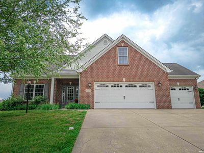 2747 Thornhill Dr