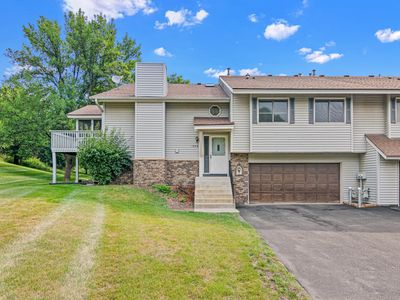 1048 Aston Cir