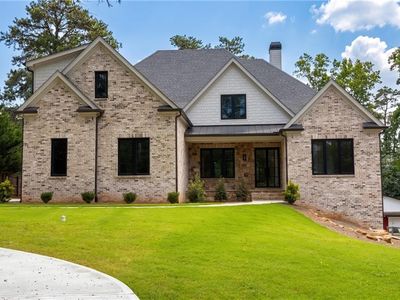 3700 Robinson Rd NE