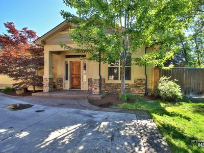 2659 E Humboldt Ln